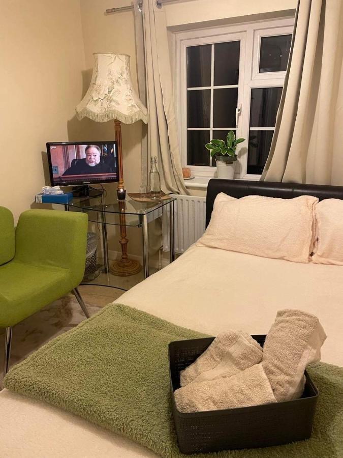 Cozy Croydon